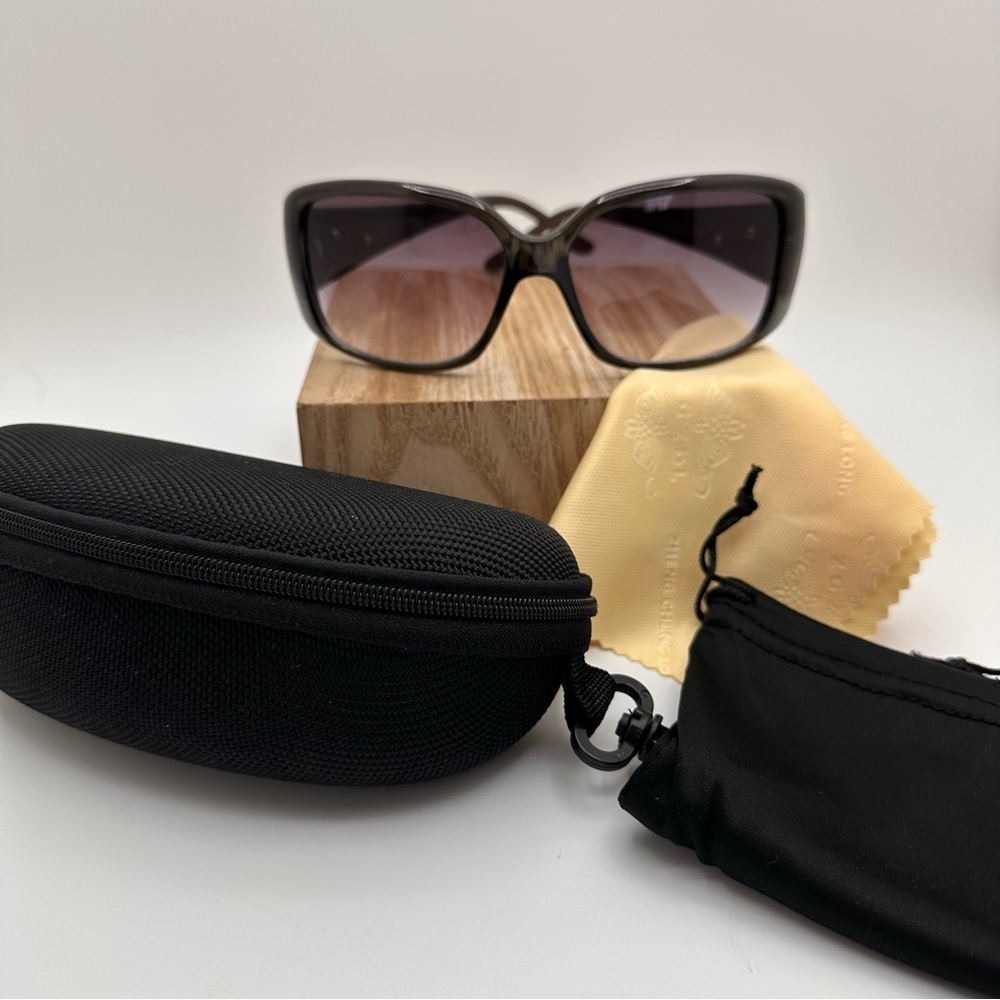Stylish Brown Sunglasses with Case